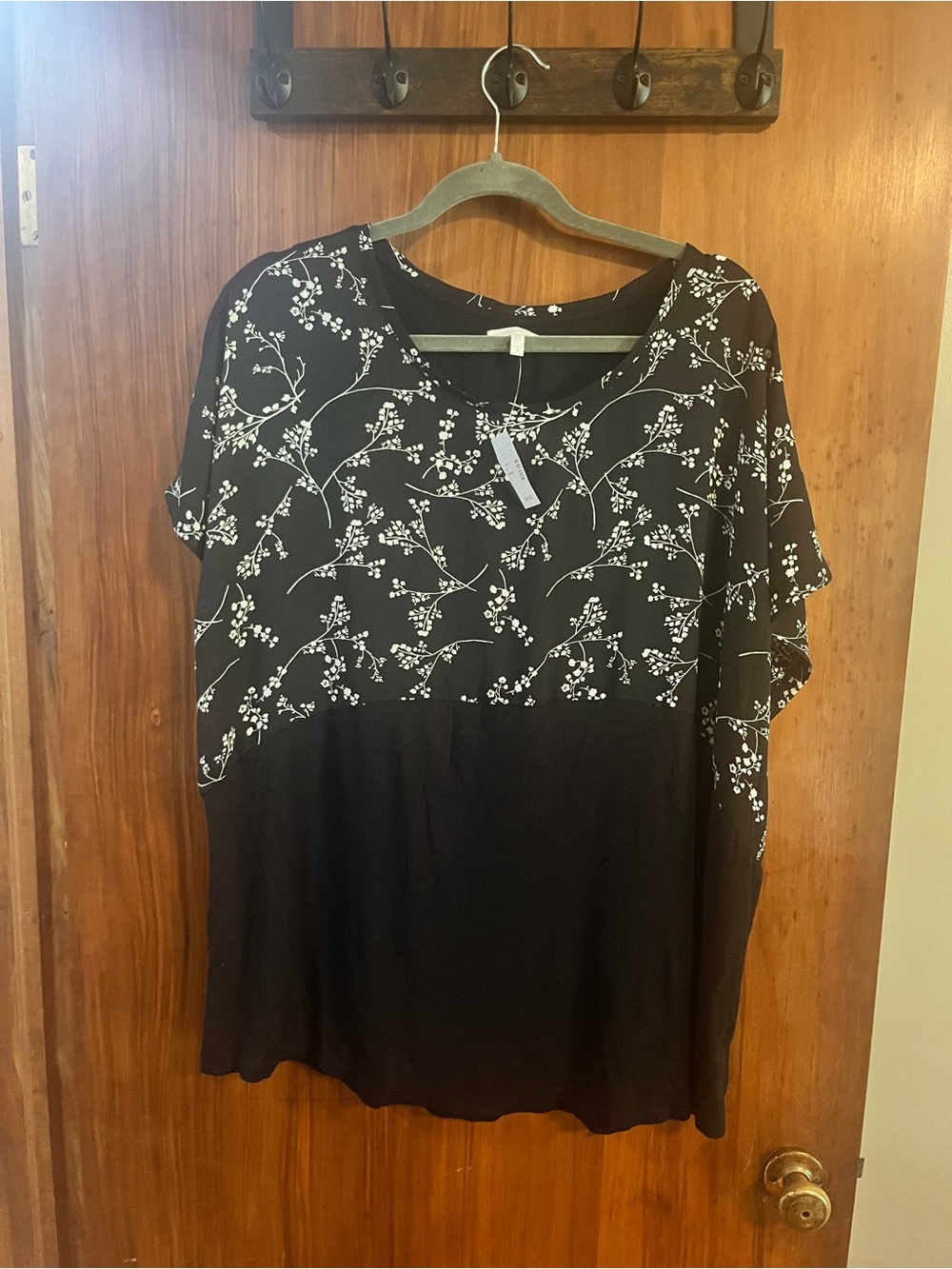 Maurices Black Tunic with White Floral Panel 2x NWT
